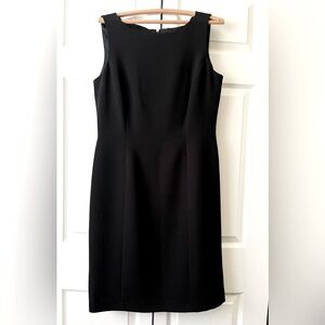Tahari - Arthur S. Levine Size 10 Little Black Dress